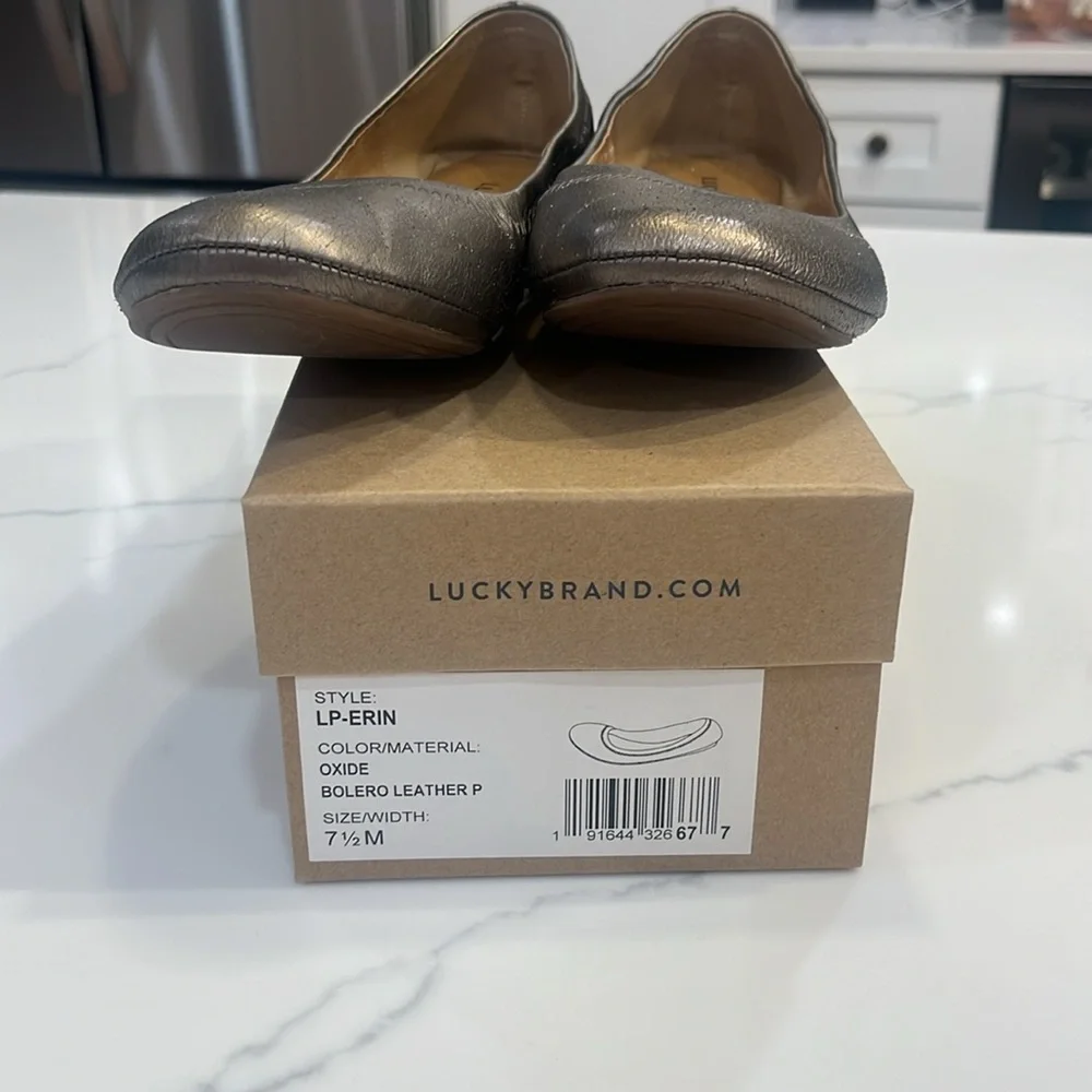 Lucky Brand flats - Picture 3 of 9